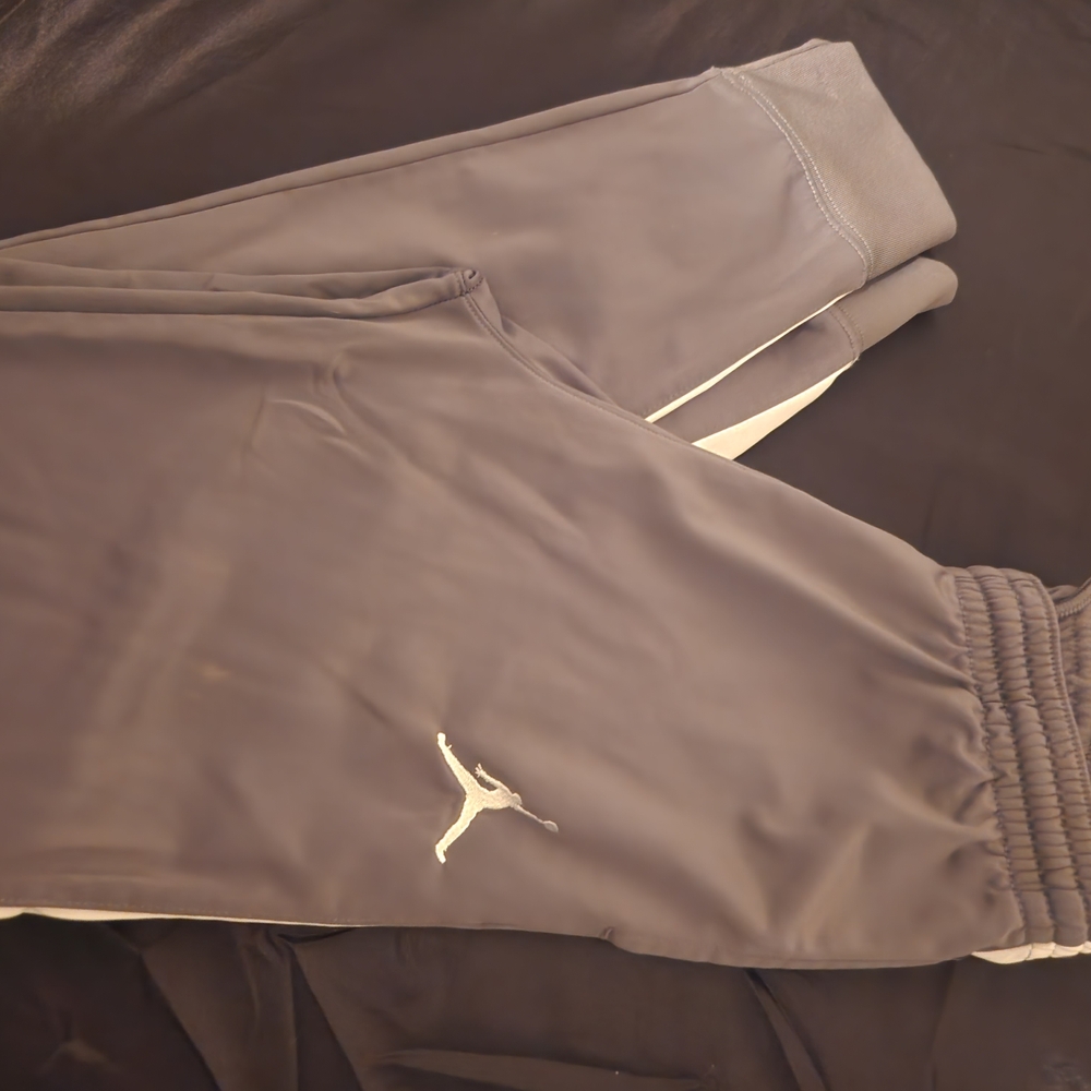 Youth Jordan Gray Jogger Pants